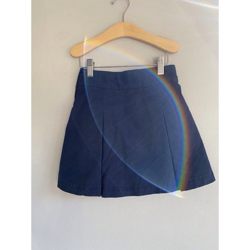 Gap girl’s uniform skirt size 7 slim in navy